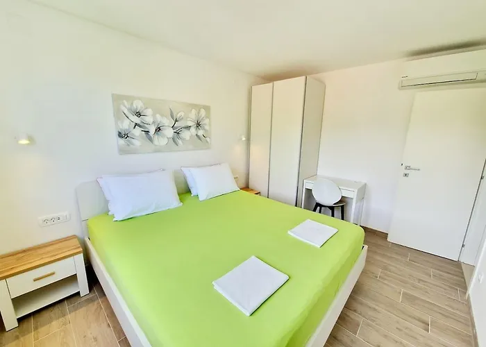 Promenade - Free Parking Apartament